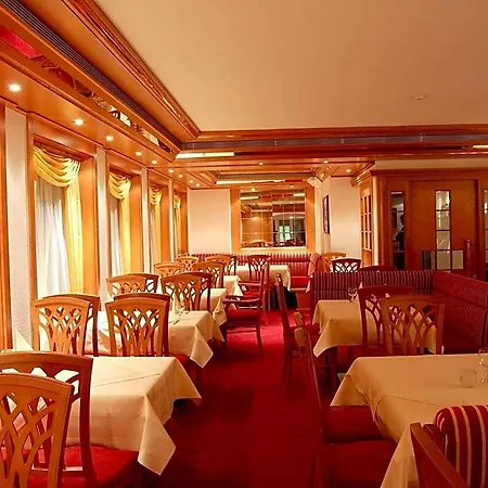 Krone Hotel 3*