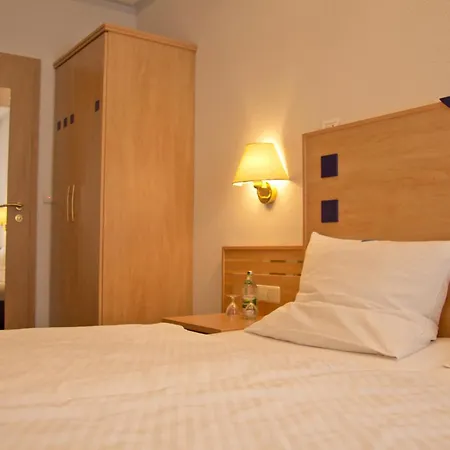 Krone 3* 프로이덴슈타트